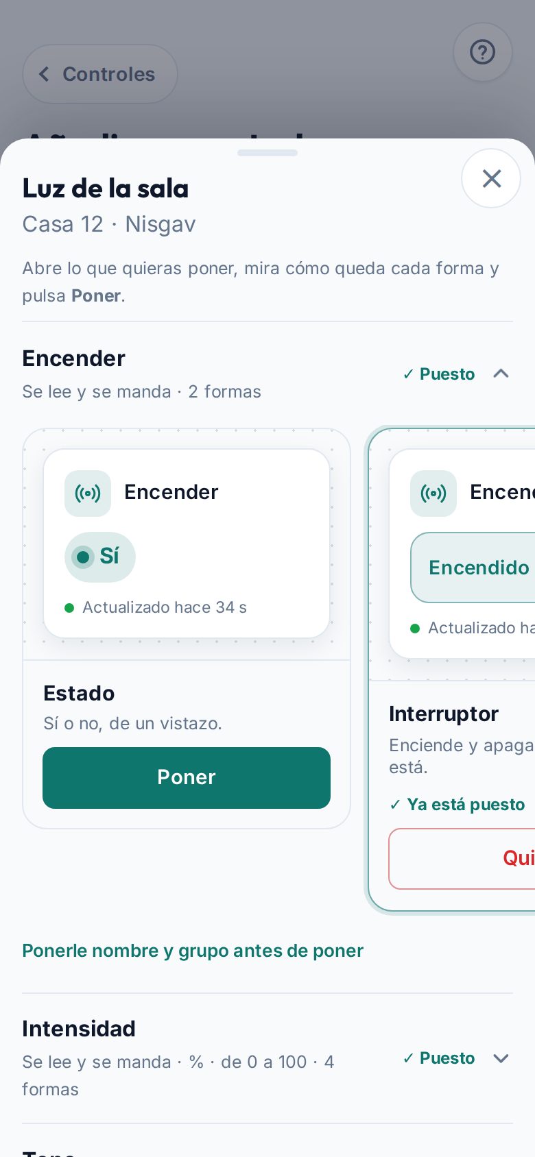 La hoja de un equipo en la app, con una cosa desplegada y sus formas de lado